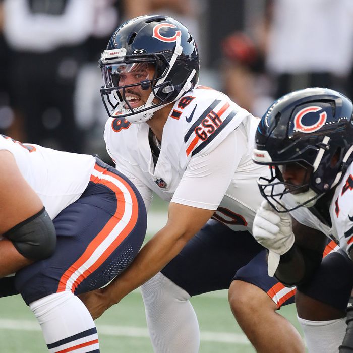 If you're looking for a daily football bet, you're in business. We've got your NFL picks for today and we're giving you predictions everyday.
