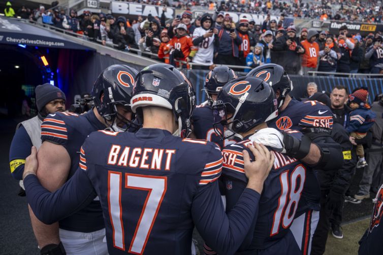 If you're looking for a daily football bet, you're in business. We've got your NFL picks for today and we're giving you predictions everyday.