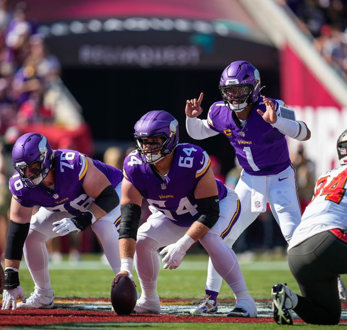 The Confidence Playbook: NFL Confidence Pool Picks Week 4