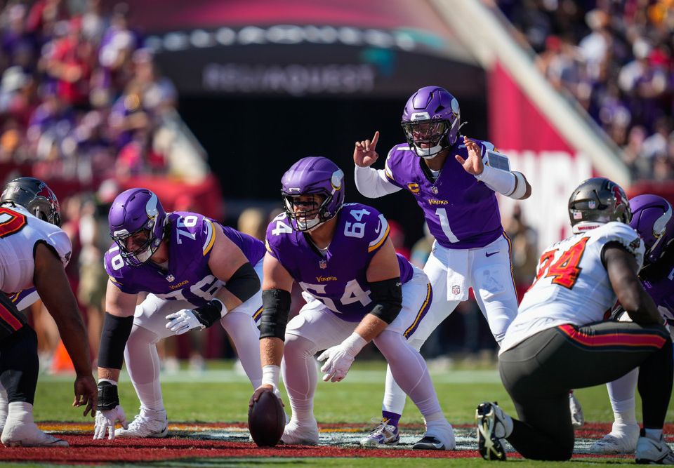 The Confidence Playbook: NFL Confidence Pool Picks Week 4