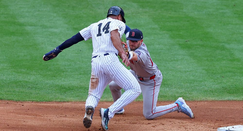 Red Sox vs Yankees Wildcard Series Predictions & Best Bets