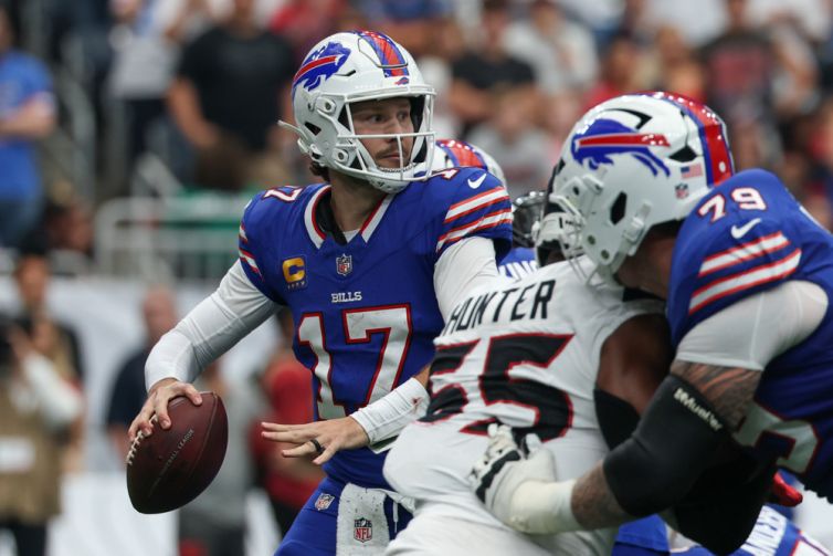 If you're looking for a daily football bet, you're in business. We've got your NFL picks for today and we're giving you predictions everyday.