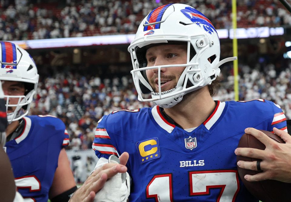 If you're looking for a daily football bet, you're in business. We've got your NFL picks for today and we're giving you predictions everyday.