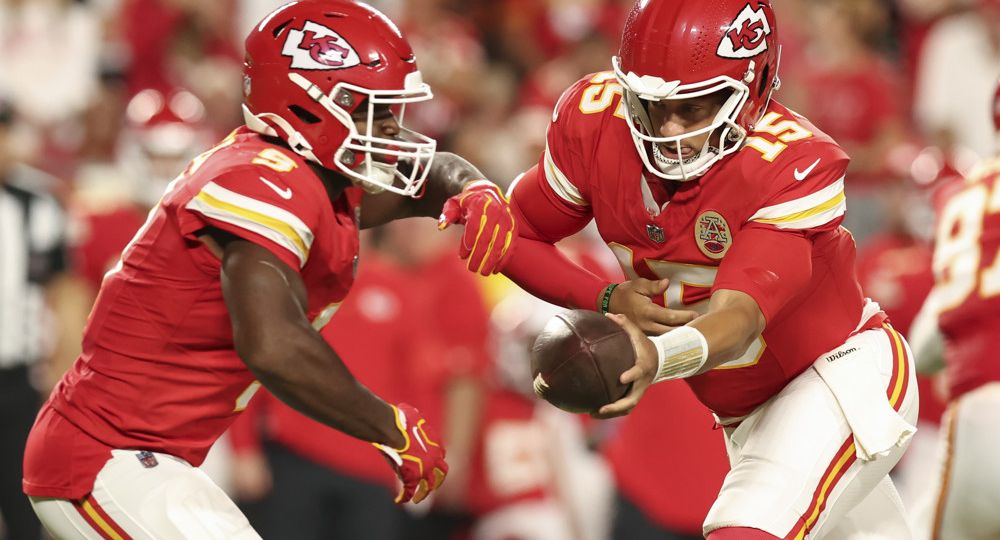 If you're looking for a daily football bet, you're in business. We've got your NFL picks for today and we're giving you predictions everyday.