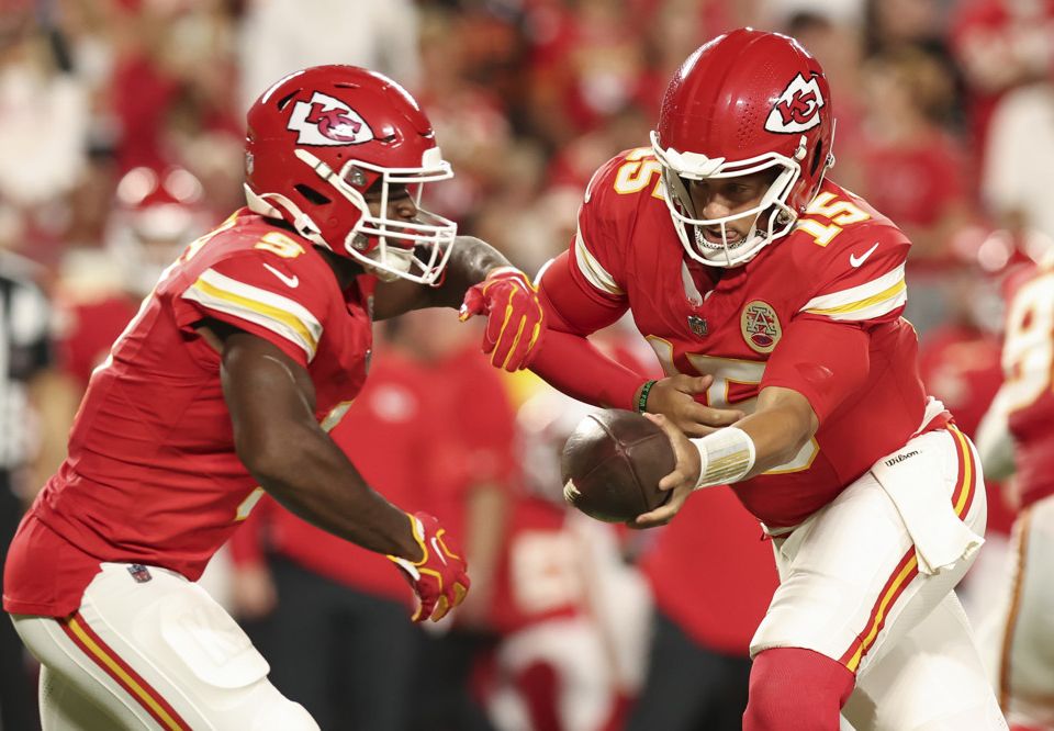 If you're looking for a daily football bet, you're in business. We've got your NFL picks for today and we're giving you predictions everyday.