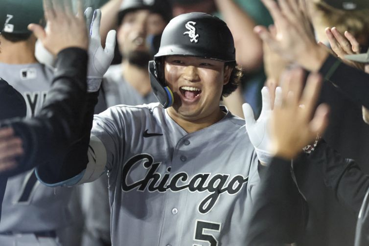 If you're thinking about getting down with the MLB playoffs market, you're going to want to check this out first.