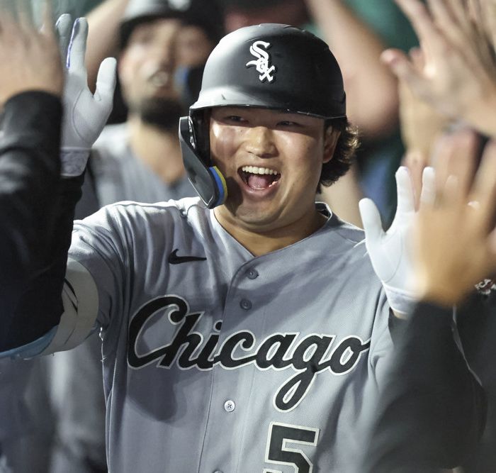 If you're thinking about getting down with the MLB playoffs market, you're going to want to check this out first.