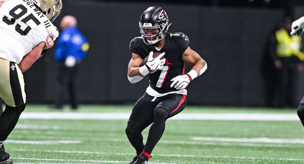 If you're looking for a daily football bet, you're in business. We've got your NFL picks for today and we're giving you predictions everyday.