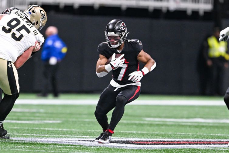If you're looking for a daily football bet, you're in business. We've got your NFL picks for today and we're giving you predictions everyday.