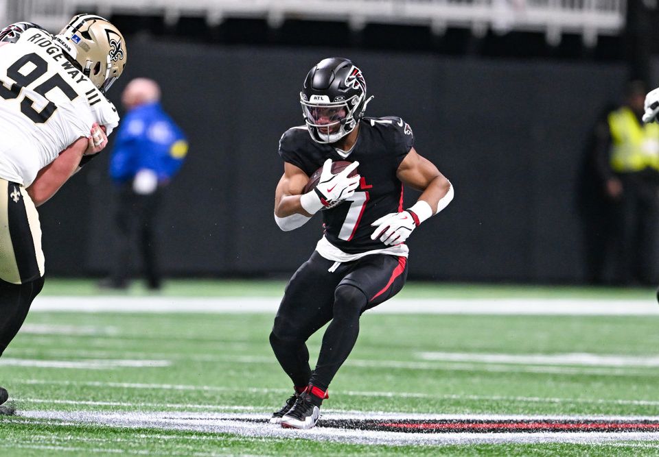 If you're looking for a daily football bet, you're in business. We've got your NFL picks for today and we're giving you predictions everyday.