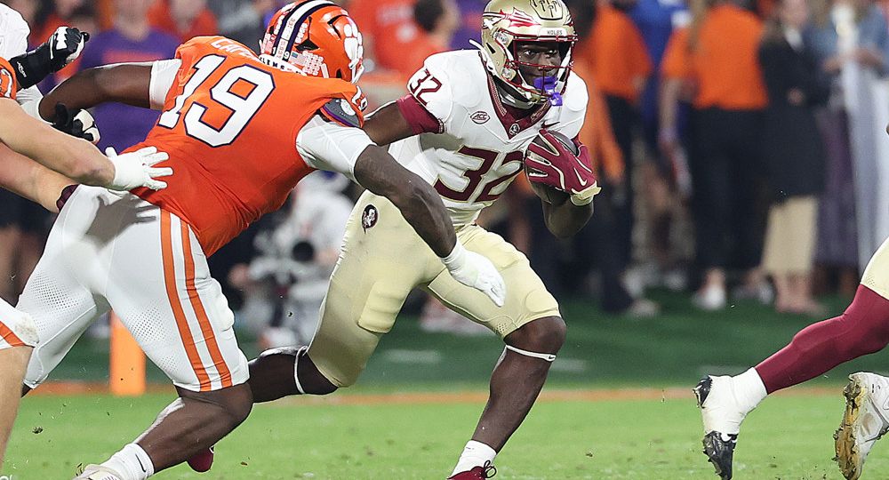 If you're looking for a daily football bet, you're in business. We've got your NCAA picks for today and we're giving you predictions everyday.
