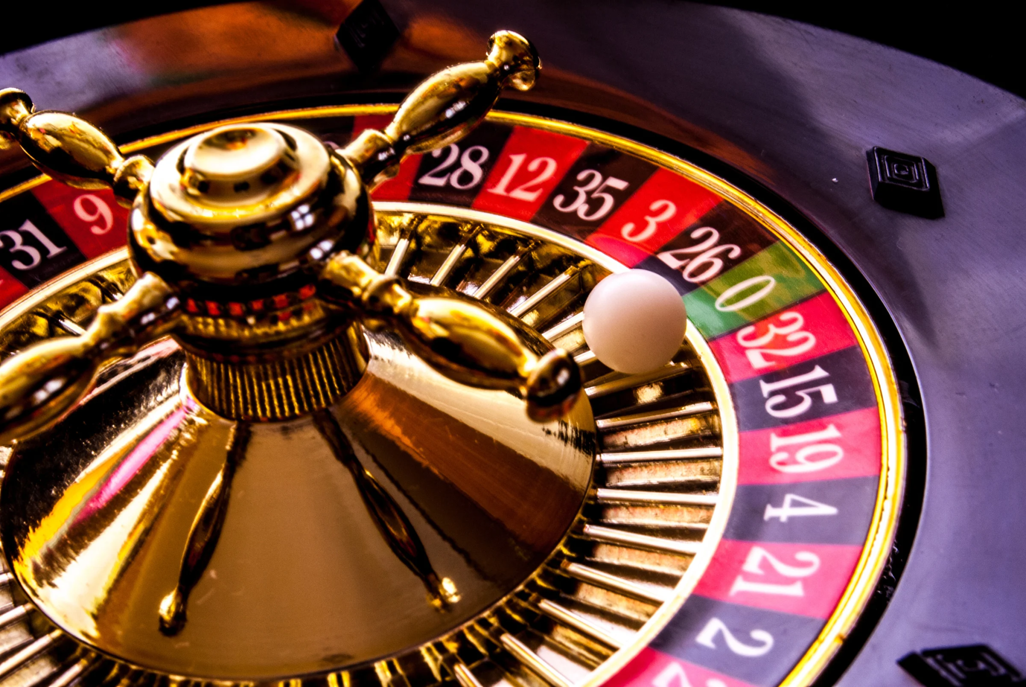 Roulette Wheel Shopping: European VS American VS Lightning Roulette