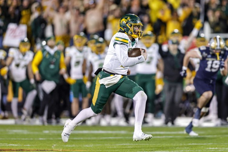 College Football Pick Of The Day (October 10th): NCAA Week 6 Total Pick