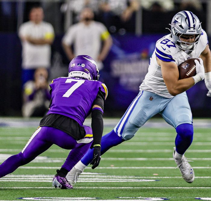 If you're looking for a daily football bet, you're in business. We've got your NFL picks for today and we're giving you predictions everyday.