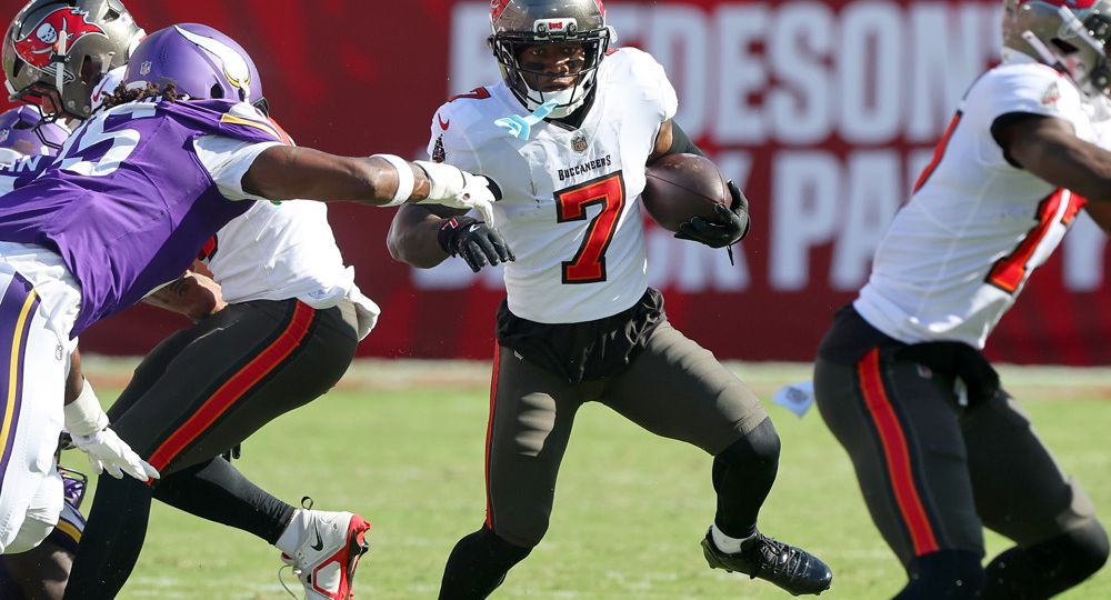 If you're looking for a daily football bet, you're in business. We've got your NFL picks for today and we're giving you predictions everyday.