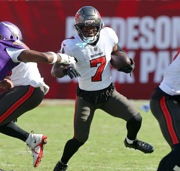 If you're looking for a daily football bet, you're in business. We've got your NFL picks for today and we're giving you predictions everyday.