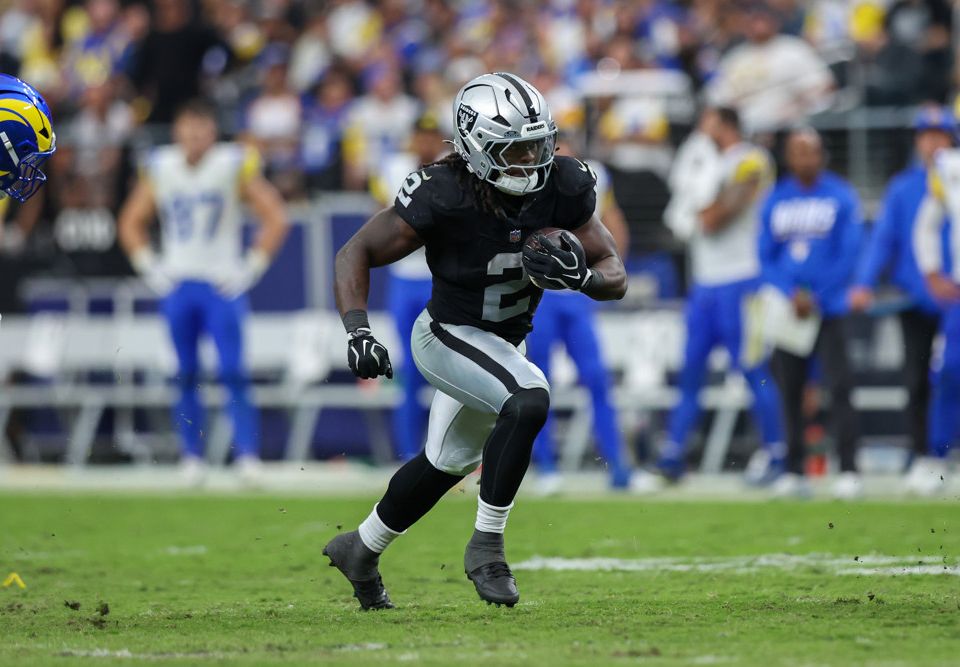 If you're looking for a daily football bet, you're in business. We've got your NFL picks for today and we're giving you predictions everyday.