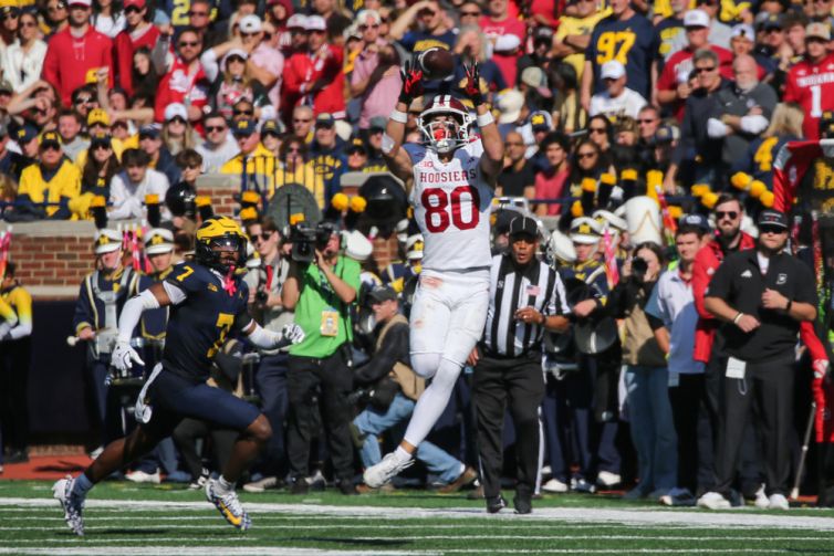 College Football Pick Of The Day (October 30th): NCAA Week 9 Total Pick