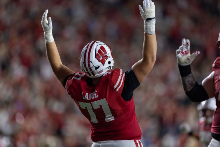 College Football Predictions & Best Bets for Week 9