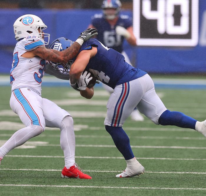 If you're looking for a daily football bet, you're in business. We've got your NFL picks for today and we're giving you predictions everyday.