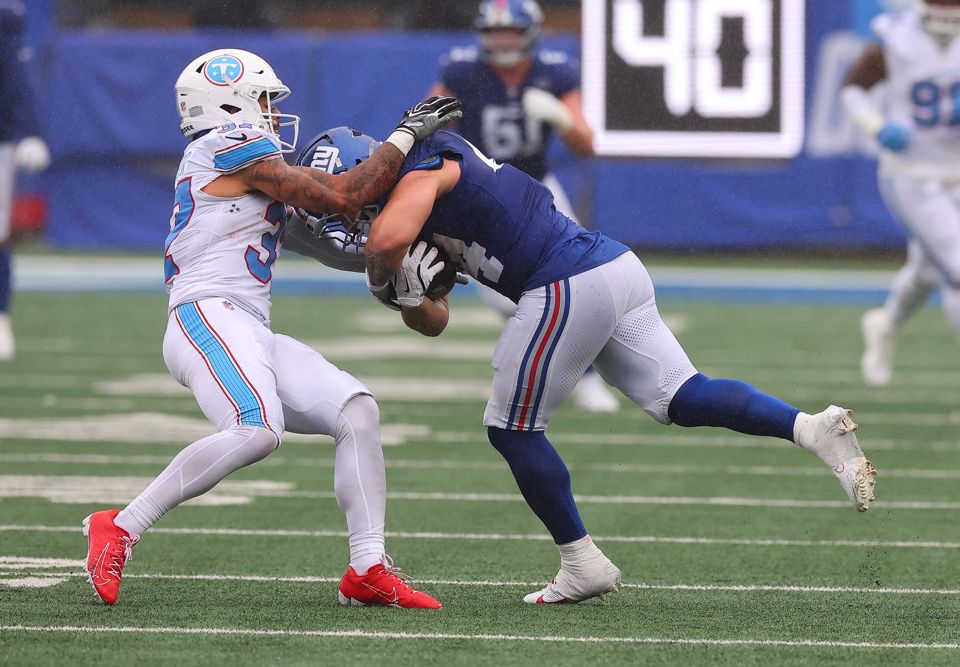 If you're looking for a daily football bet, you're in business. We've got your NFL picks for today and we're giving you predictions everyday.