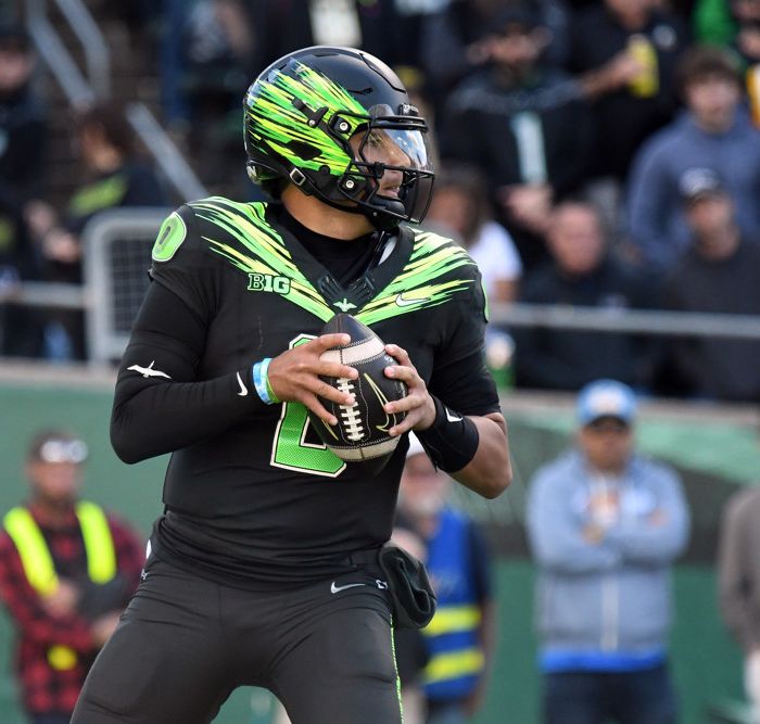 College Football Pick Of The Day (October 17th): NCAA Week 7 Spread Pick