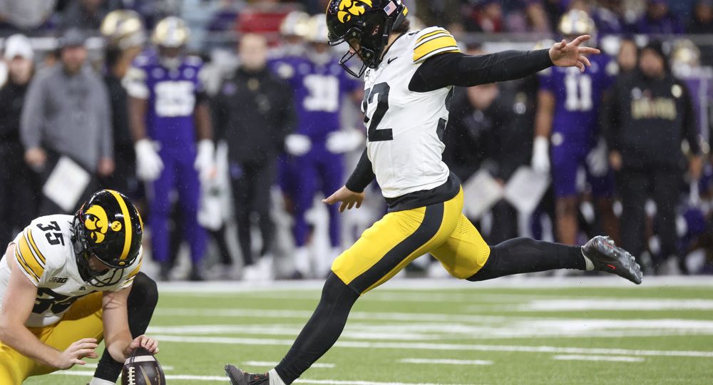 college football betting analysis | Week 9 | Iowa Hawkeyes