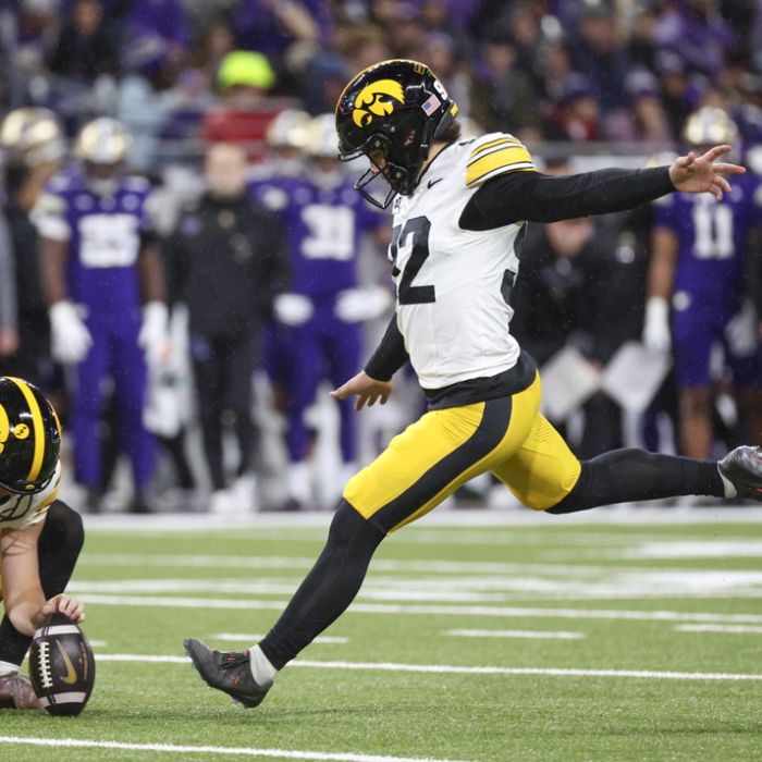 college football betting analysis | Week 9 | Iowa Hawkeyes