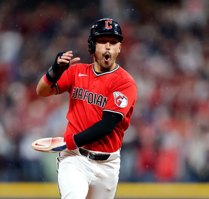 NRFI YRFI Picks October 16 - bets October 16 - picks October 16 - Come tail along with these MLB picks today with us and win big!