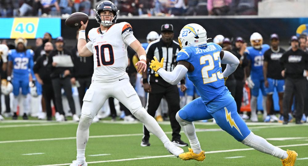 If you're looking for a daily football bet, you're in business. We've got your NFL picks for today and we're giving you predictions everyday.
