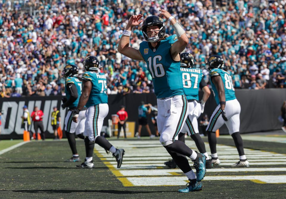 If you're looking for a daily football bet, you're in business. We've got your NFL picks for today and we're giving you predictions everyday.