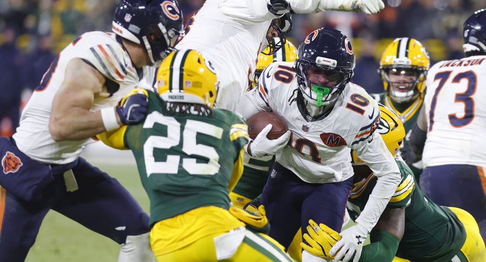 If you're looking for a daily football bet, you're in business. We've got your NFL picks for today and we're giving you predictions everyday.