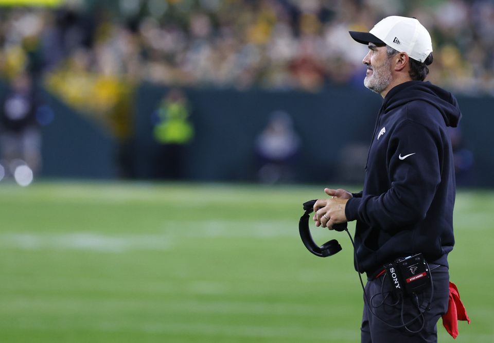 If you're looking for a daily football bet, you're in business. We've got your NFL picks for today and we're giving you predictions everyday.