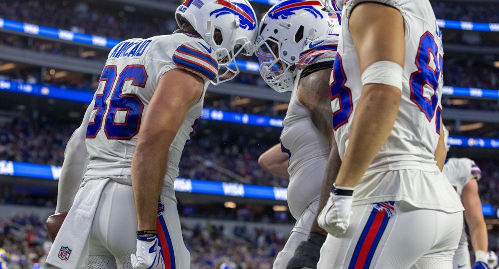 If you're looking for a daily football bet, you're in business. We've got your NFL picks for today and we're giving you predictions everyday.