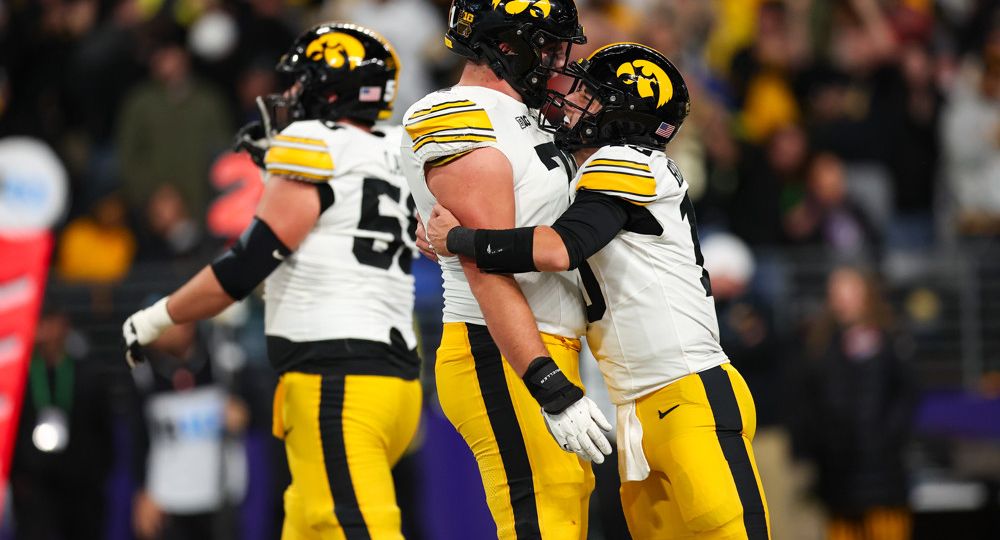 College Football Pick Of The Day (October 21st): NCAA Week 8 Spread Pick